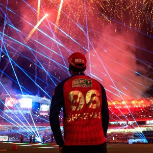 kings-towering-over-the-super-giants.Click to read full article.