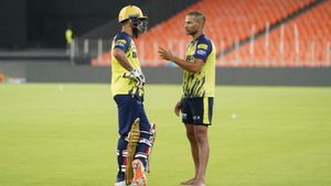 tata-ipl-2024-punjab-kings-travel-to-ahmedabad-to-face-gujarat-titans-in-crucial-encounter.Click to read full article.